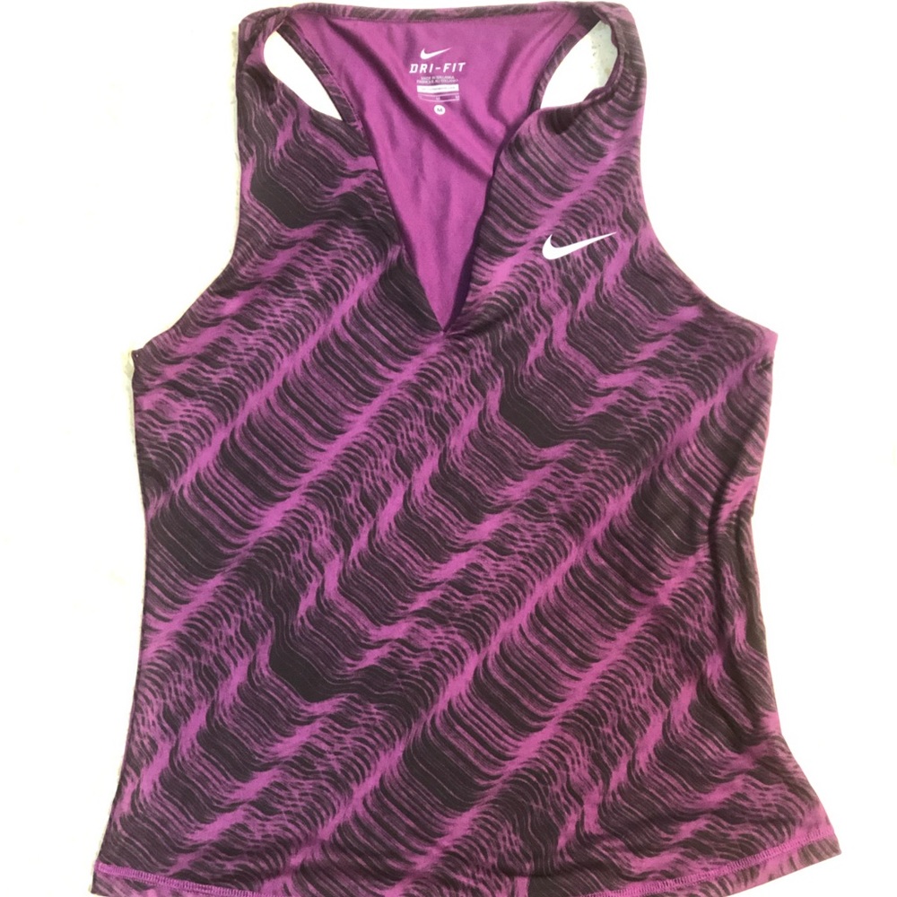 Nike dri-fit slim fit v-neck tank top